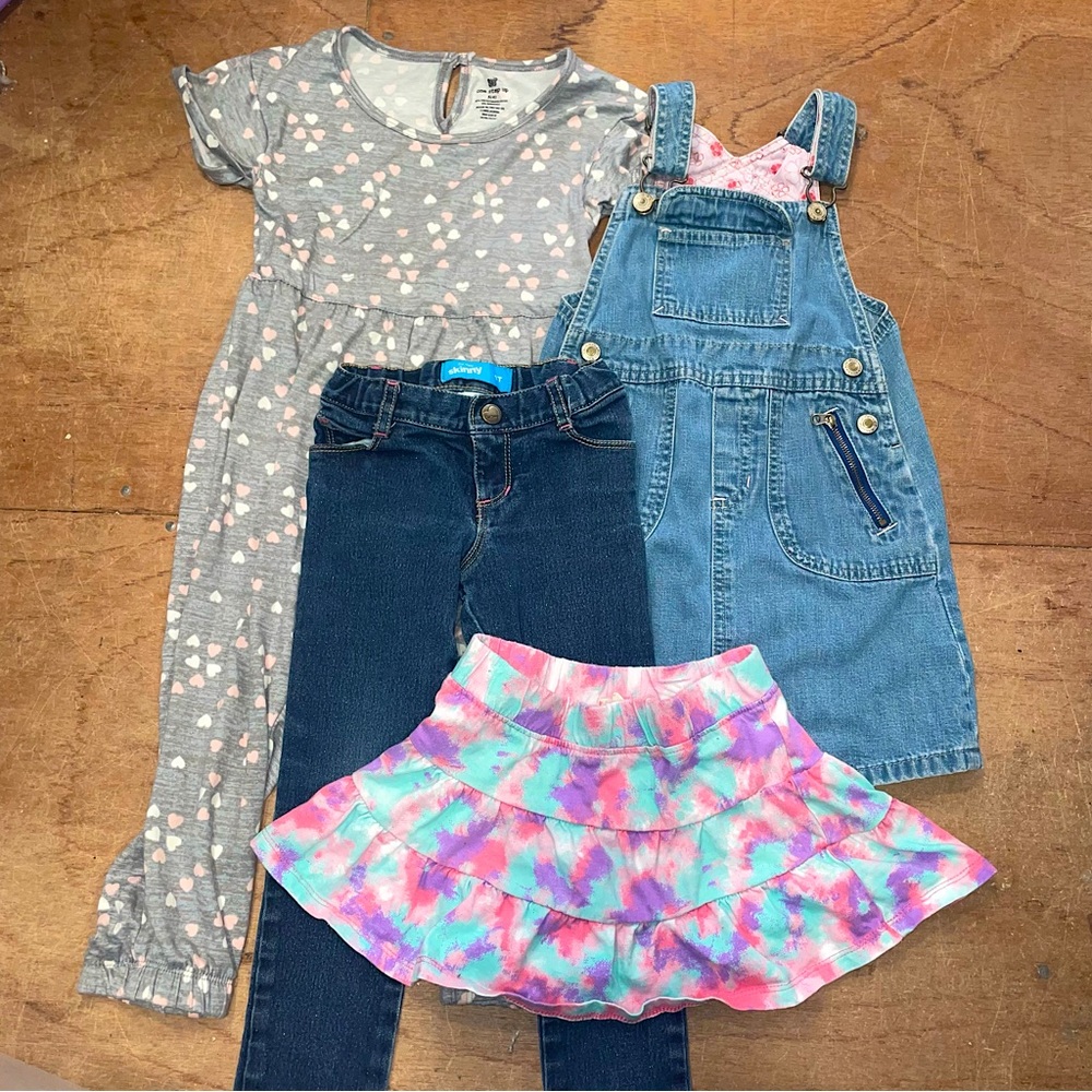LOT—Size 4/4T Bundle Jeans Tie Dye Skirt Denim Skirt Jumper One-Piece Jumpsuit